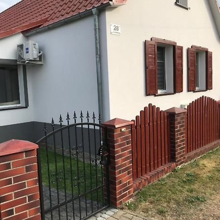 Agroturystyka "Zielone Zacisze" Villa Lagow  Ngoại thất bức ảnh
